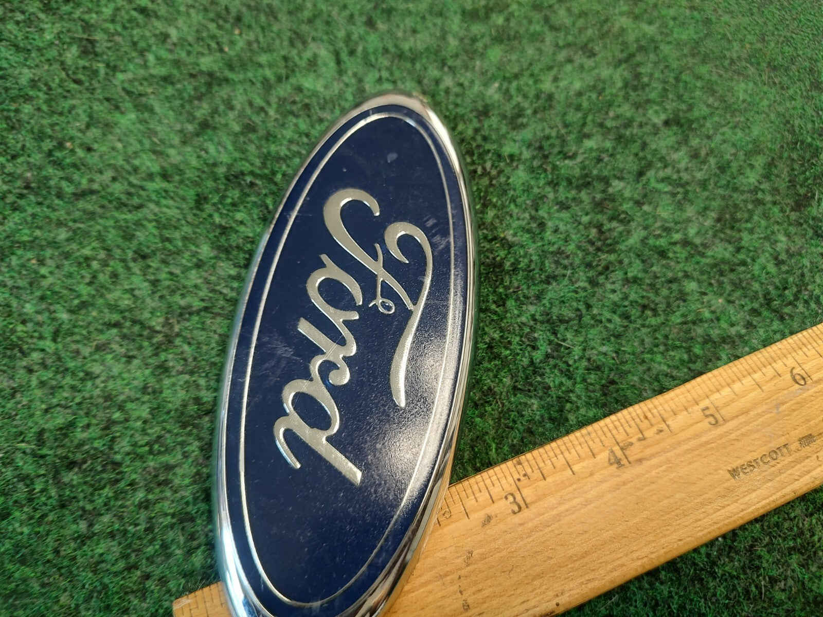 FORD EXPLORER CIRCA '03 REAR BLUE OVAL EMBLEM 1L24 15402 A16 AA 2S8
