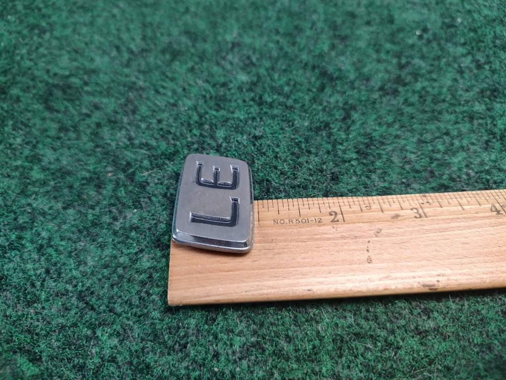 1997 - 2001 Toyota Camry Luggage Compartment Emblem LE Lettering 3S7