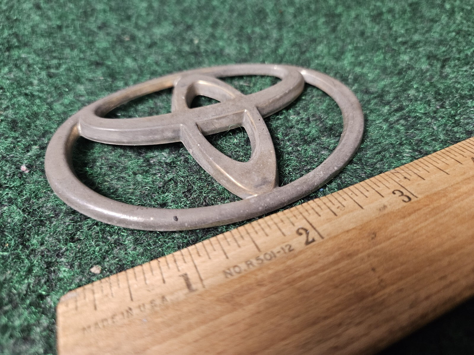 Toyota Gold Emblem Logo Symbol Name Plate Nameplate ~3.75" 9L2