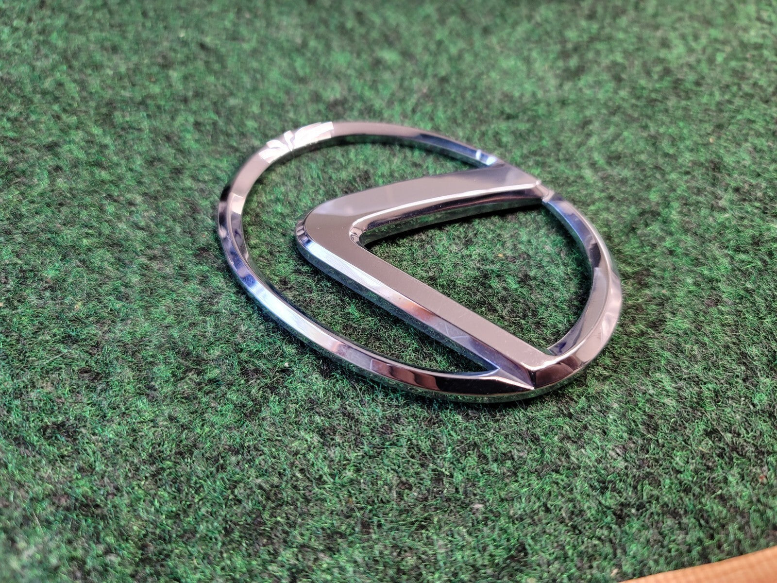 1992 1993 1994 1995 1996 Lexus ES300 Rear Trunk Badge Emblem 2198 OEM 2M2