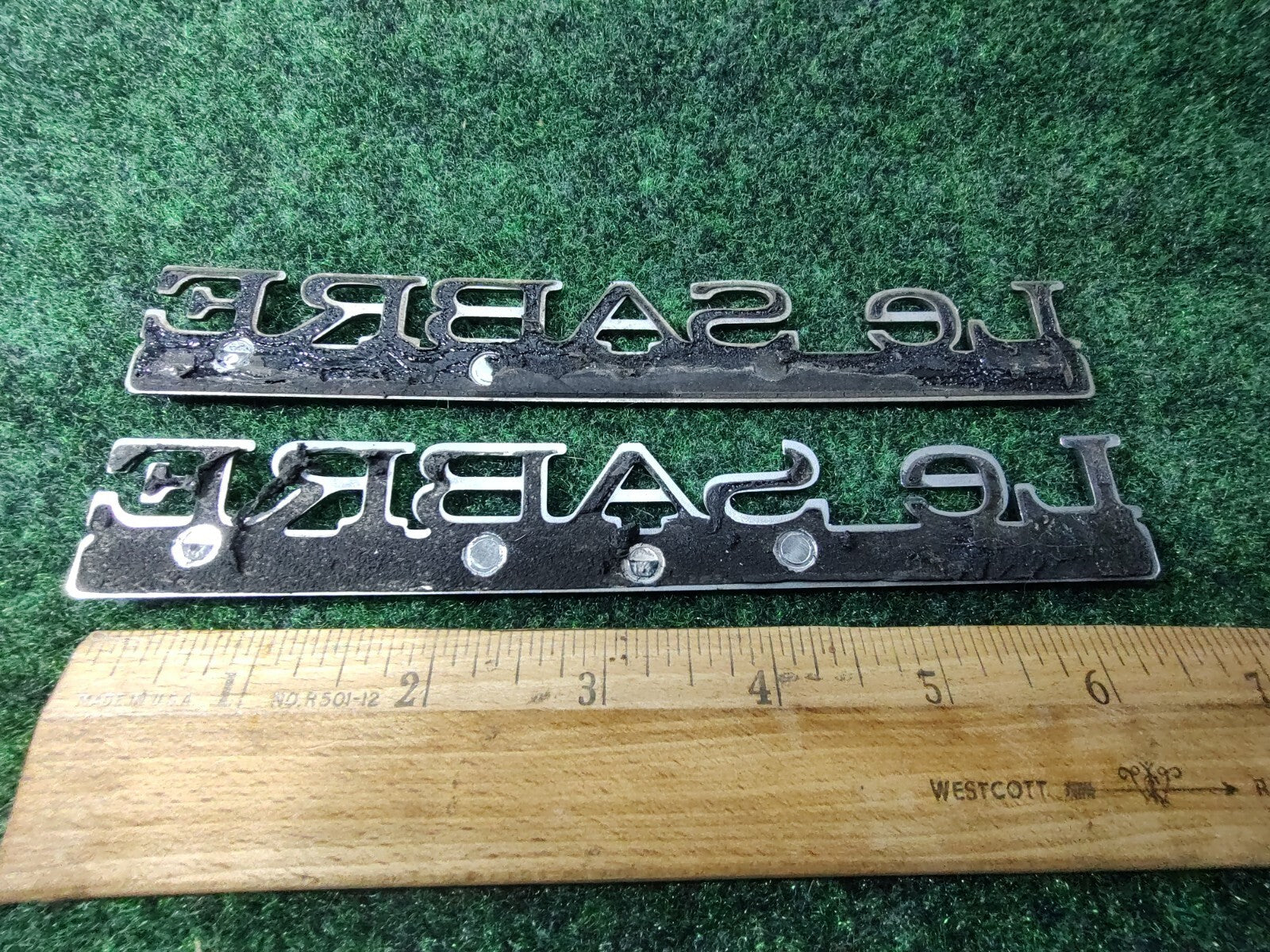 97 98 99 BUICK LESABRE CUSTOM SIDE EMBLEM LOGO BADGE SYMBOL SET USED OEM 6S8