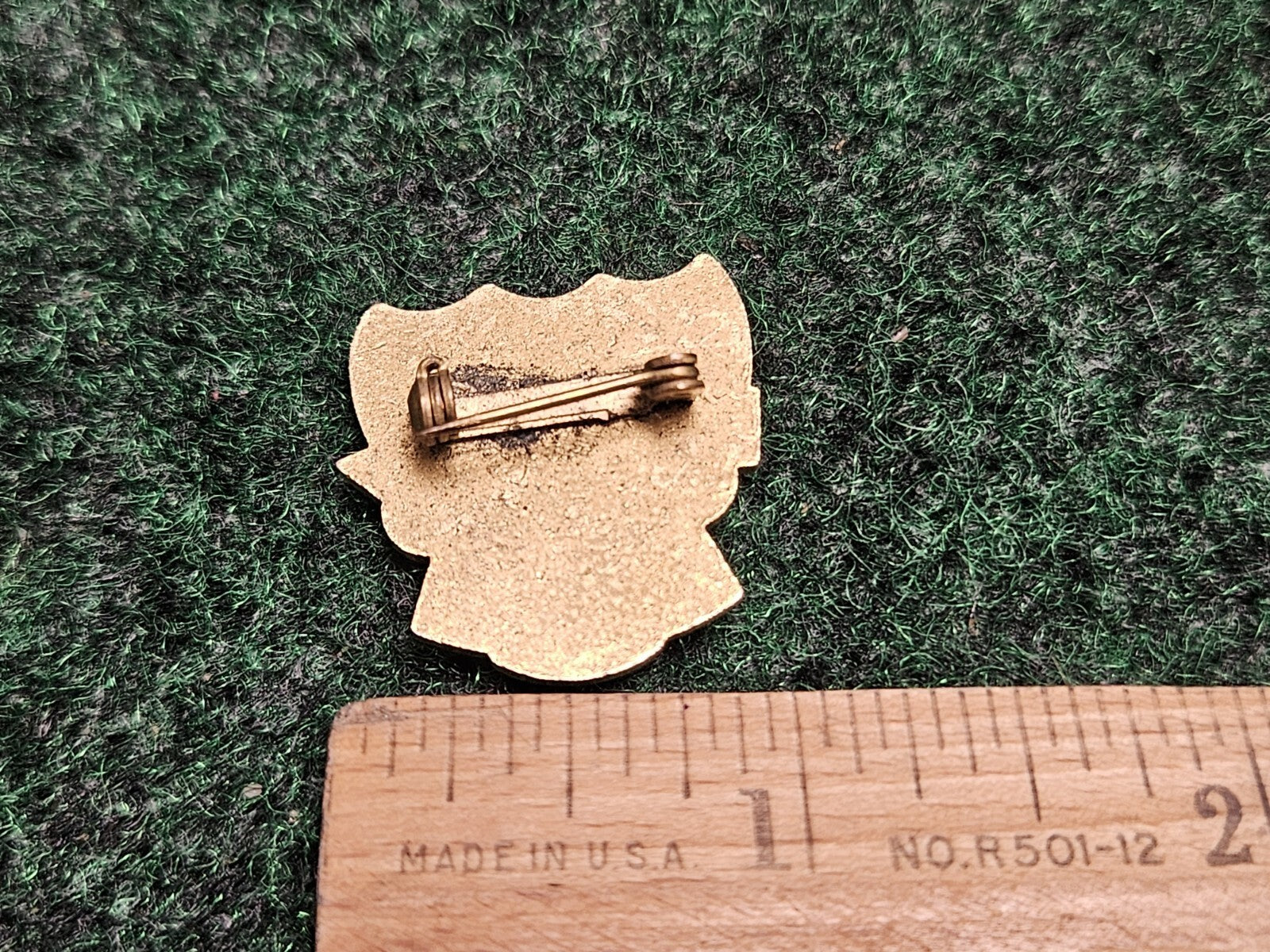CWBA 1972 Covered Wagon Green Enamel Souvenir Goldtone Metal Lapel Pin Pinback