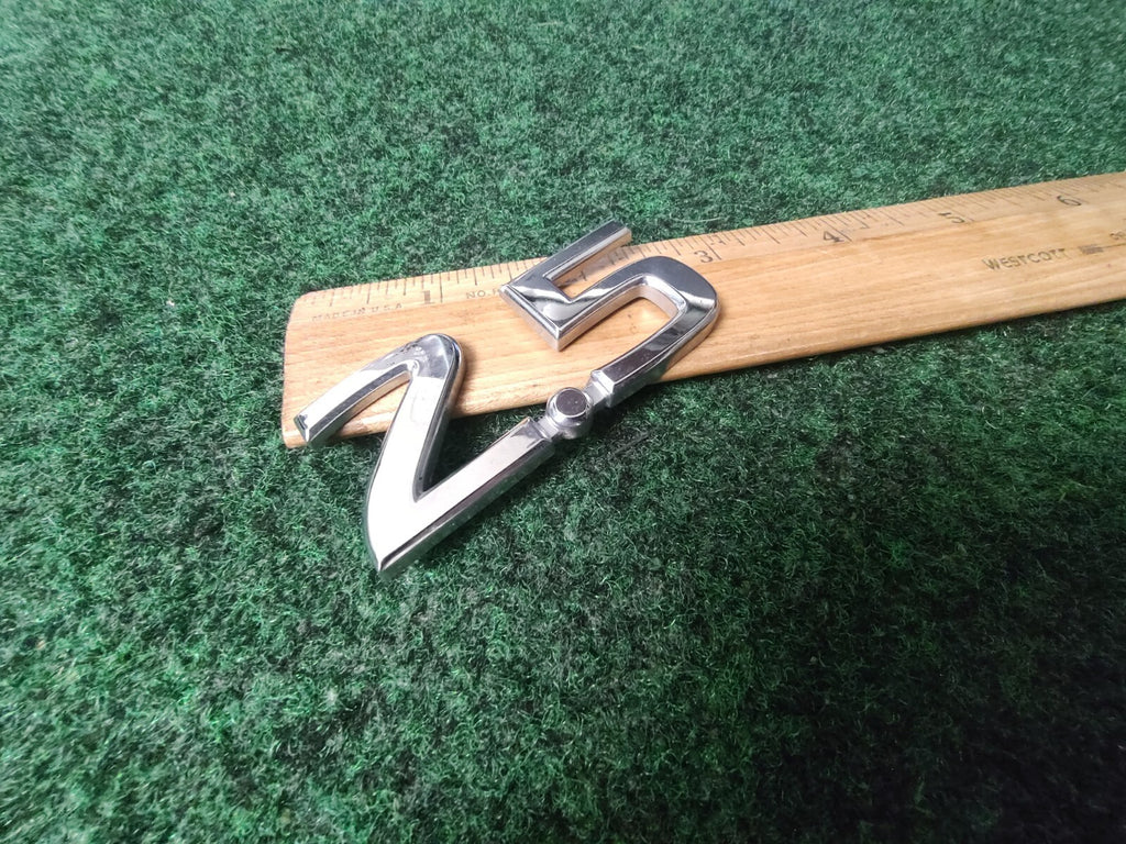 NISSAN 2.5 REAR CHROME EMBLEM LOGO SYMBOL BADGE OEM 8L3
