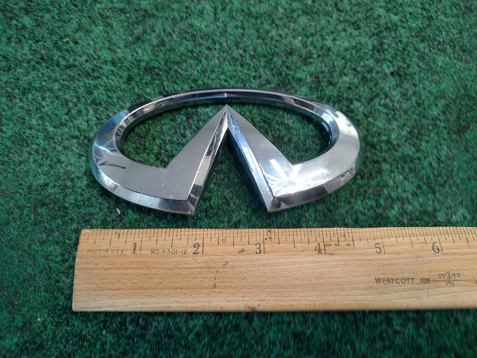 2003 2004 2005 2006 Infiniti G35 Coupe Sedan Rear Logo Emblems Badge OEM 2S8