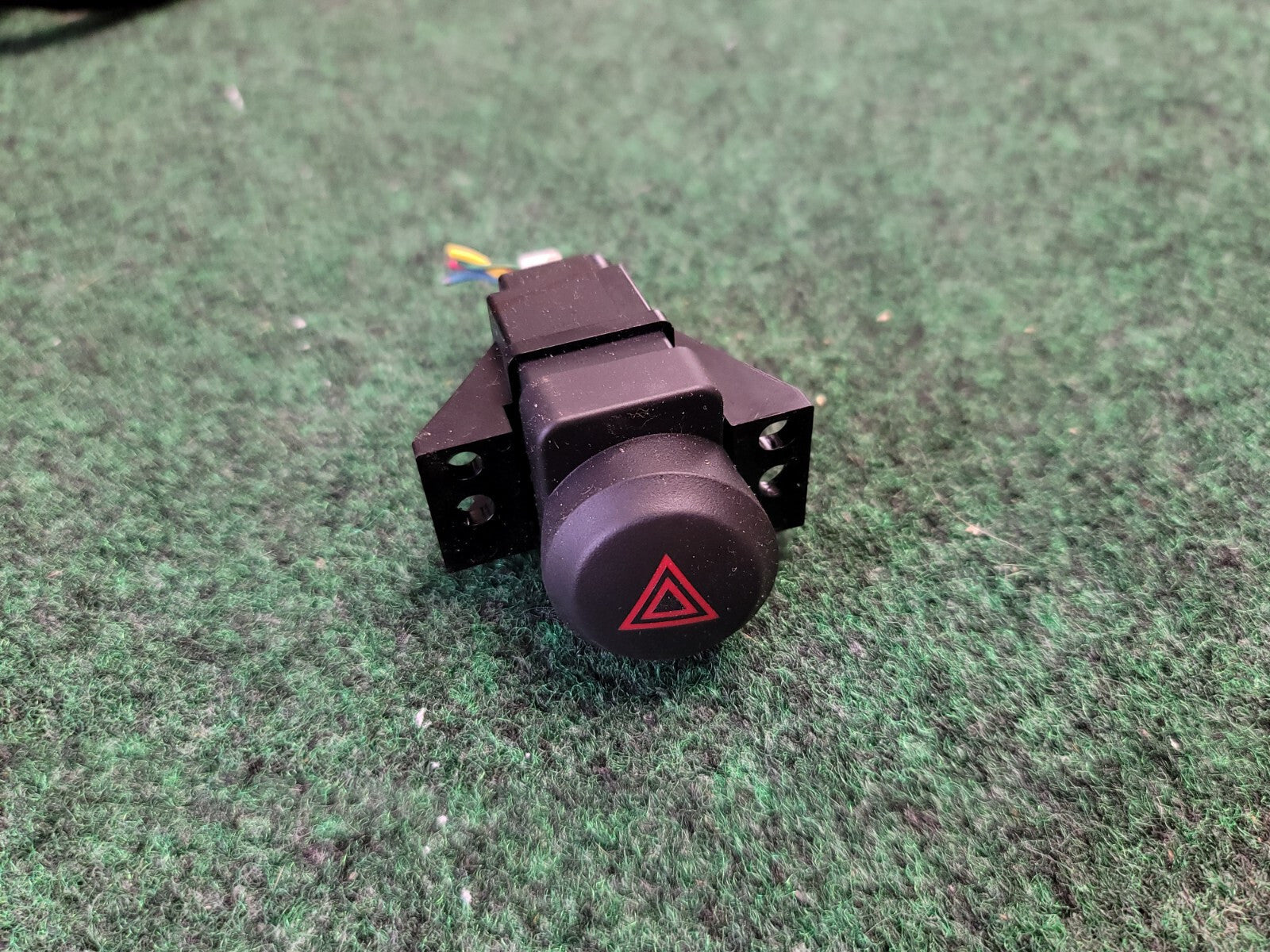 2006-2011 Honda Civic Dash Emergency Hazard Warning Light Button Switch 6L9