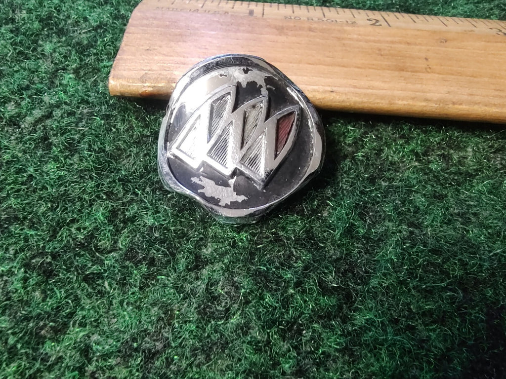 Buick OEM Steering Wheel Horn Pad Emblem Badge Logo Nameplate Name Damaged 8L2