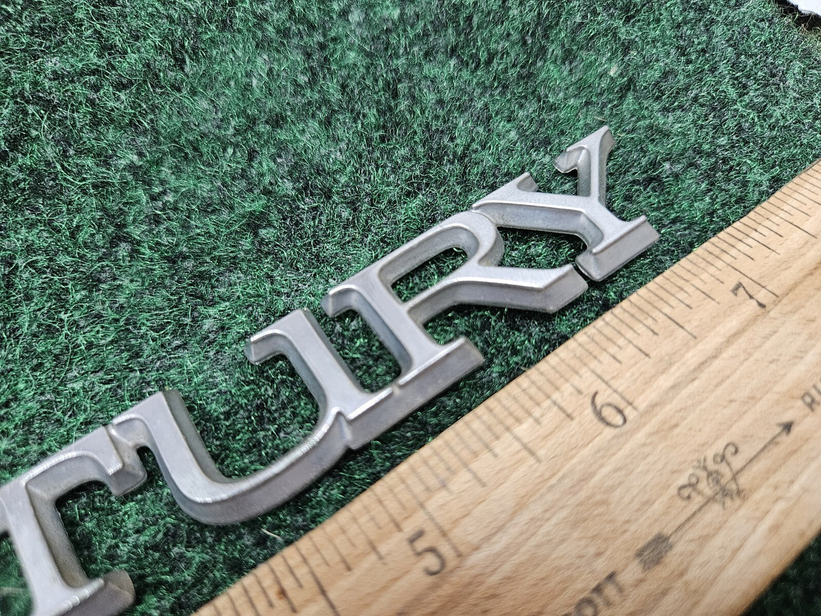 90 91 92 93 94 95 96 BUICK CENTURY SIDE EMBLEM BADGE SYMBOL LOGO OEM GL1