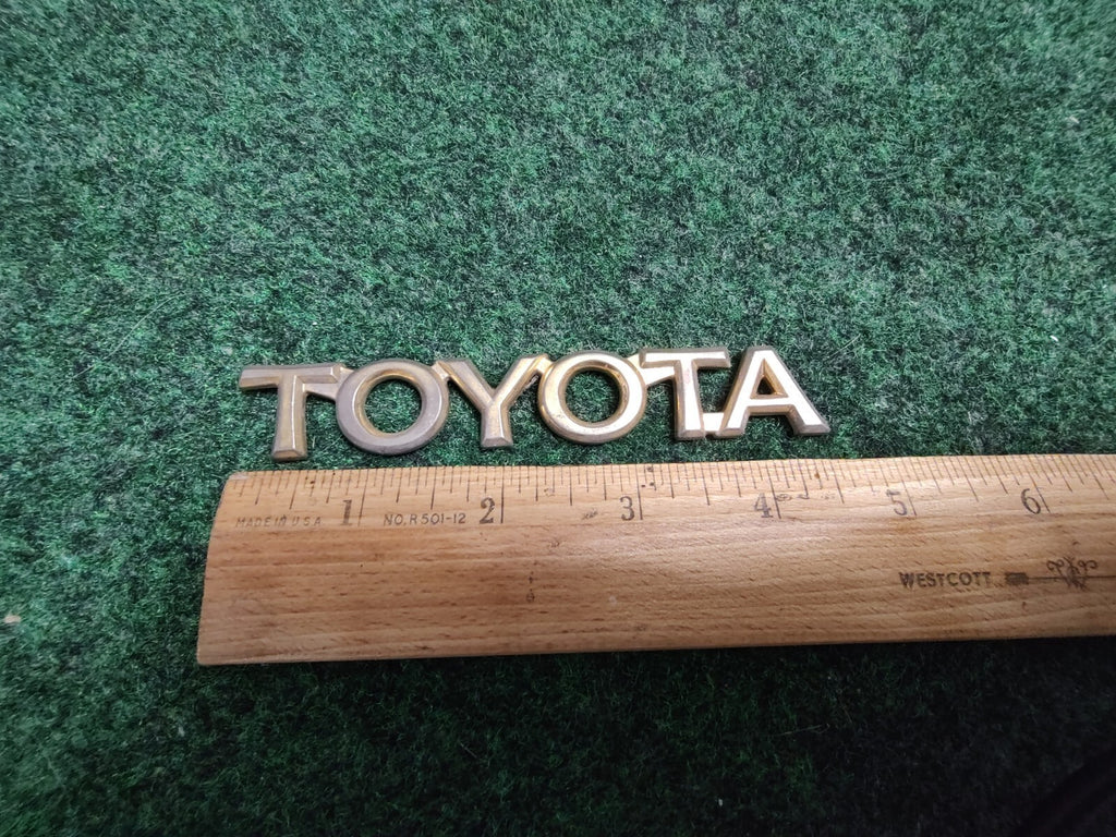 Toyota 4.5" Emblem Badge Logo Nameplate Name Plate Insignia 5S5