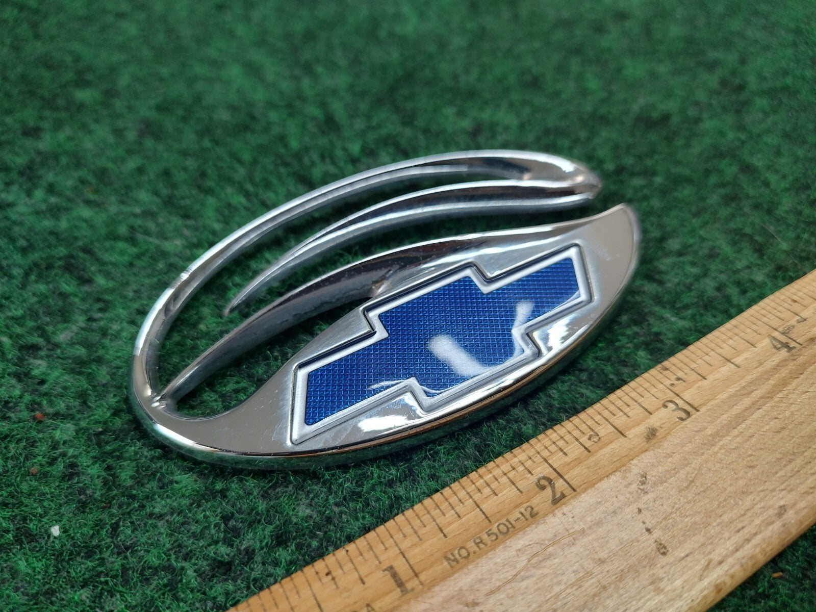 1997-2003 CHEVROLET MALIBU REAR LID EMBLEM LOGO BADGE SIGN 8L2