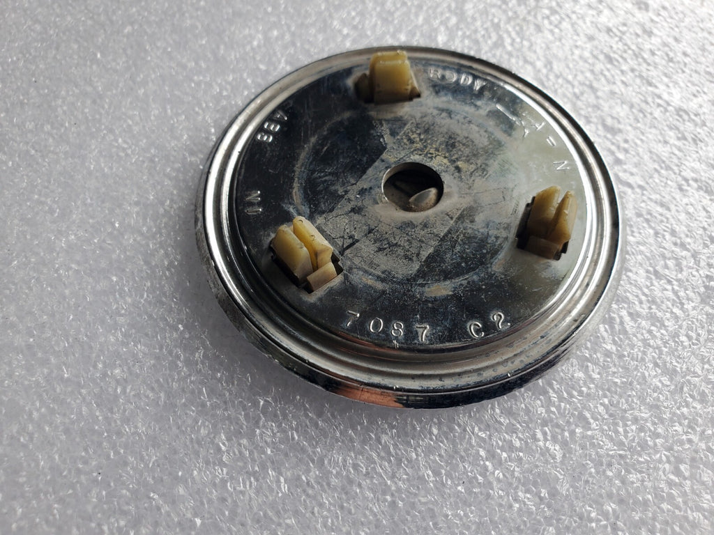 Buick OEM Vintage Wire Wheel Hubcap Center Cap Hub Cover Dust Cap 7087 vntg