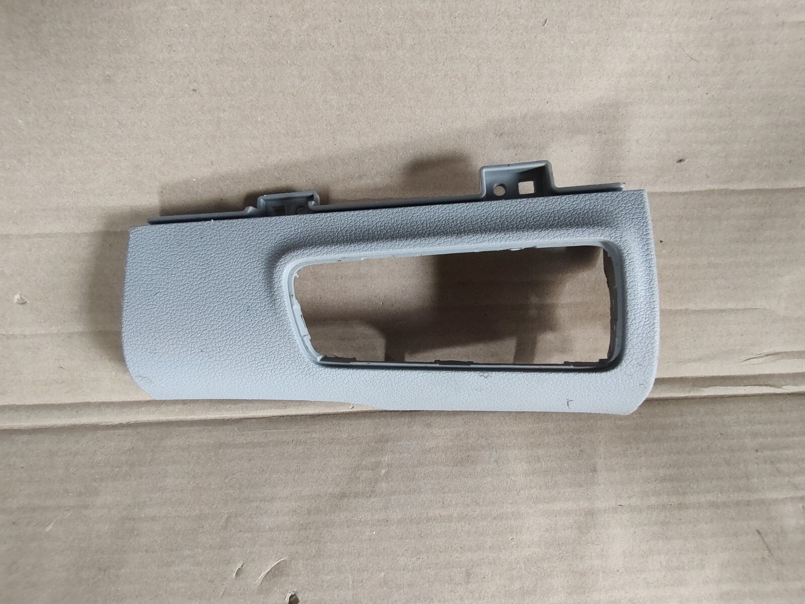 2019 - 2021 Hyundai Tucson Dash Left Switch Trim Cover 84781-D3000 OEM EL6