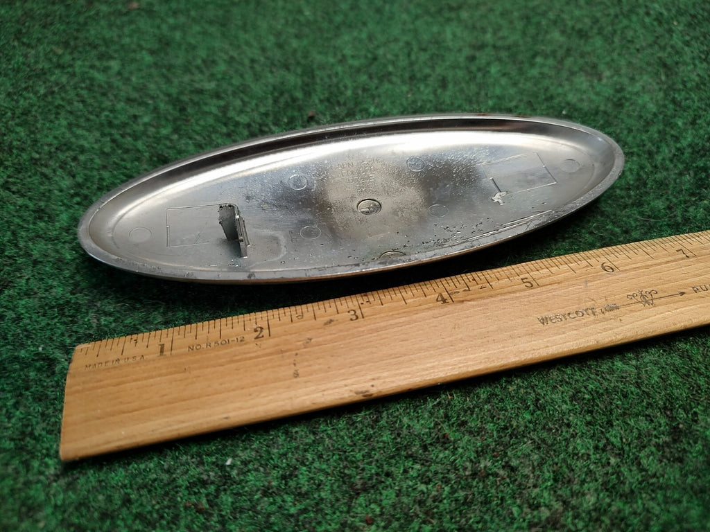 FORD 7 inch Oval Emblem OEM Gapn 5305 FOMOCO D720B 2S3