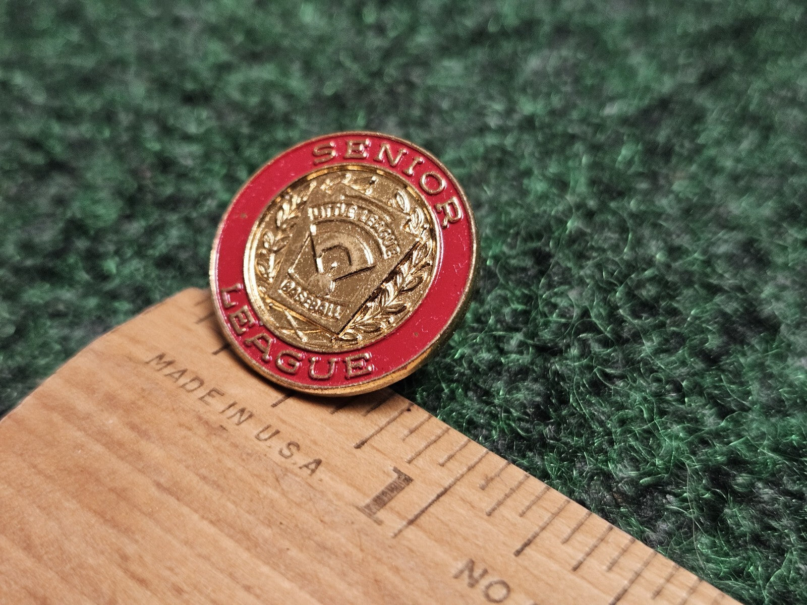 Little League Baseball SENIOR LEAGUE 3/4" tall lapel hat jacket scarf  pinback