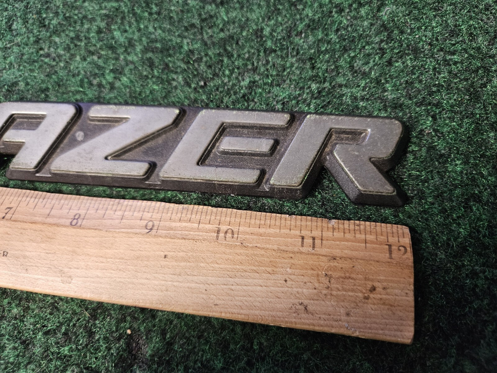 1995-2005 Chevy  Blazer Chrome 12" Tailgate Emblem Badge Logo Name 15672283 4M9