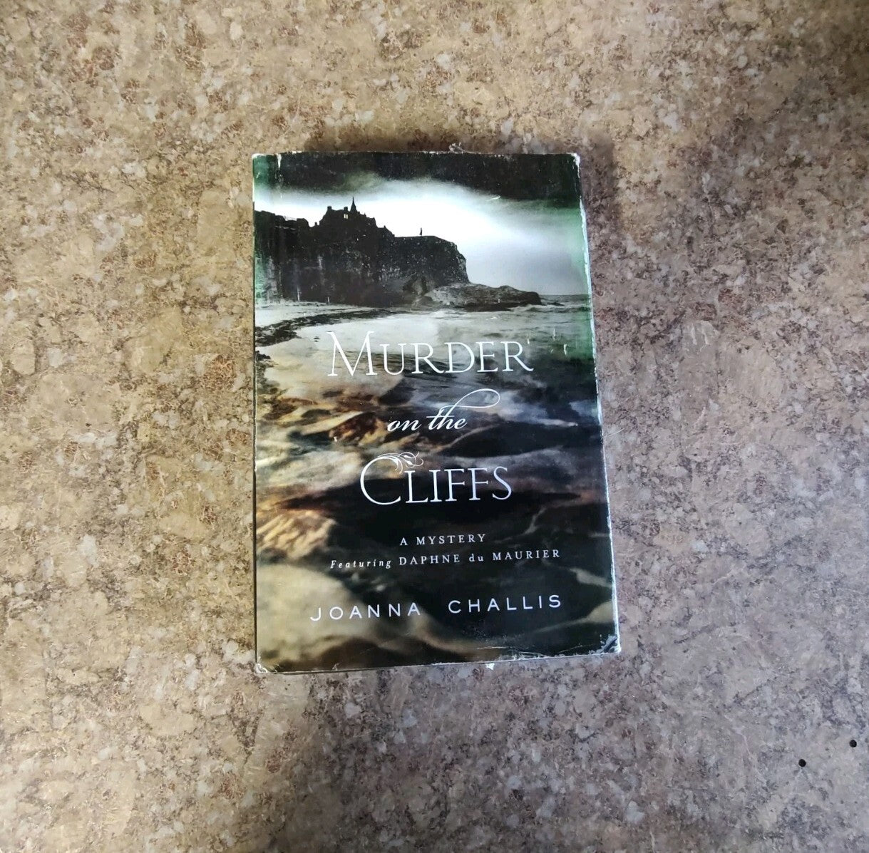 Murder On The Cliffs. A mystery featuring Daphne du Maurier B12