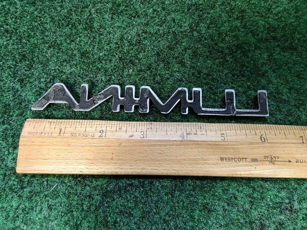 95 96 97 98 99 00 01 CHEVROLET LUMINA REAR EMBLEM BADGE SYMBOL OEM 9L7