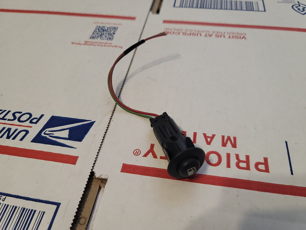 OEM 2011-2021 Jeep Grand Cherokee FUEL FILLER DOOR SWITCH GAS HATCH SWITCH 8L1