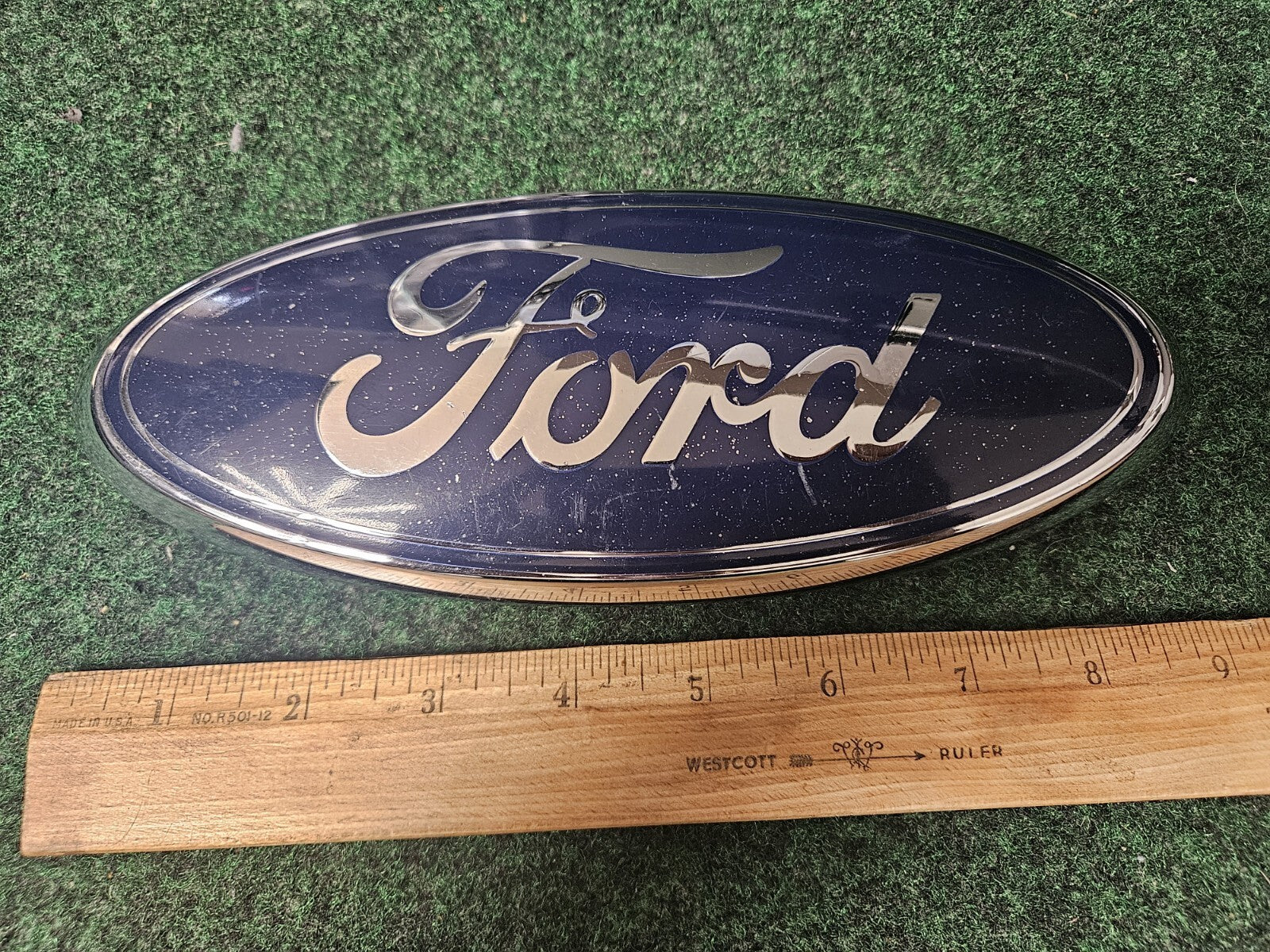 Ford Taurus Front Grille Emblem 9" Oval Badge OEM 7T43-15402A16-AA 2L3