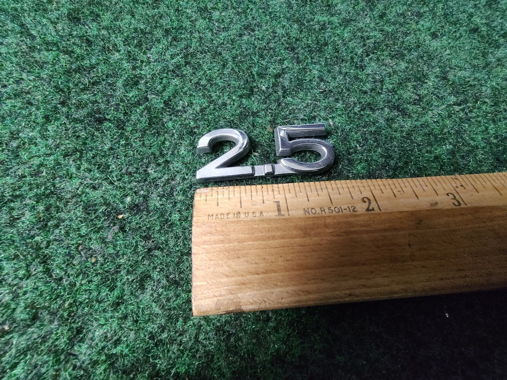 OEM 2.5 Chrome Emblem Badge Logo Nameplate Name Plate Insignia 5S4