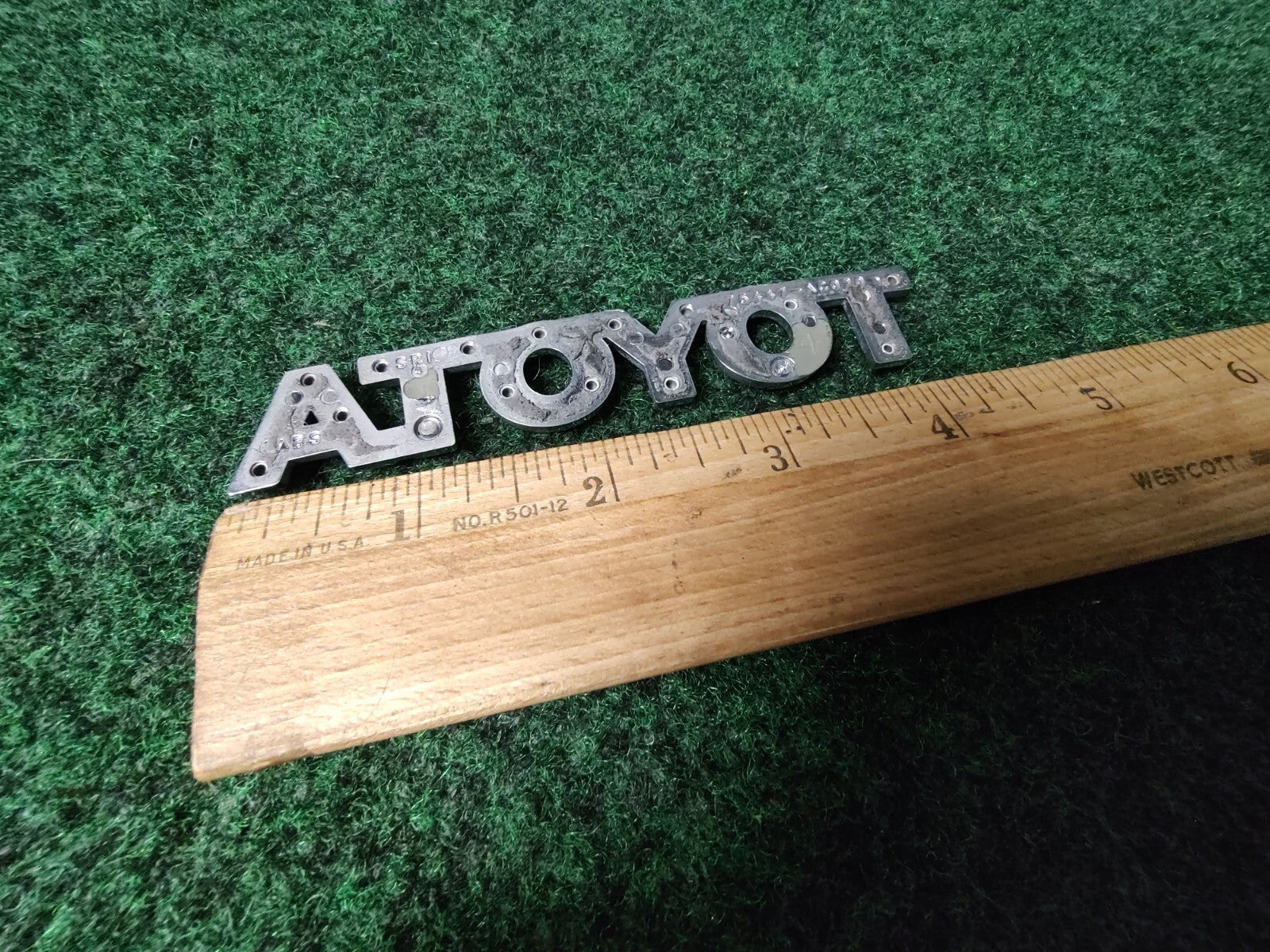 2000-2004 Toyota Avalon Rear Trunk Lid Emblem 4.25'' Chrome OEM 75447AC020 7S1