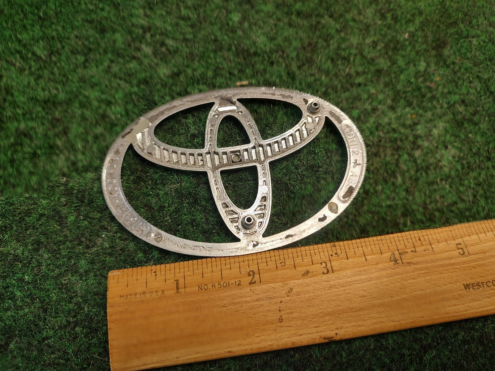 Toyota Avalon 3.875" trunk emblem badge decal logo symbol OEM Genuine 3S4