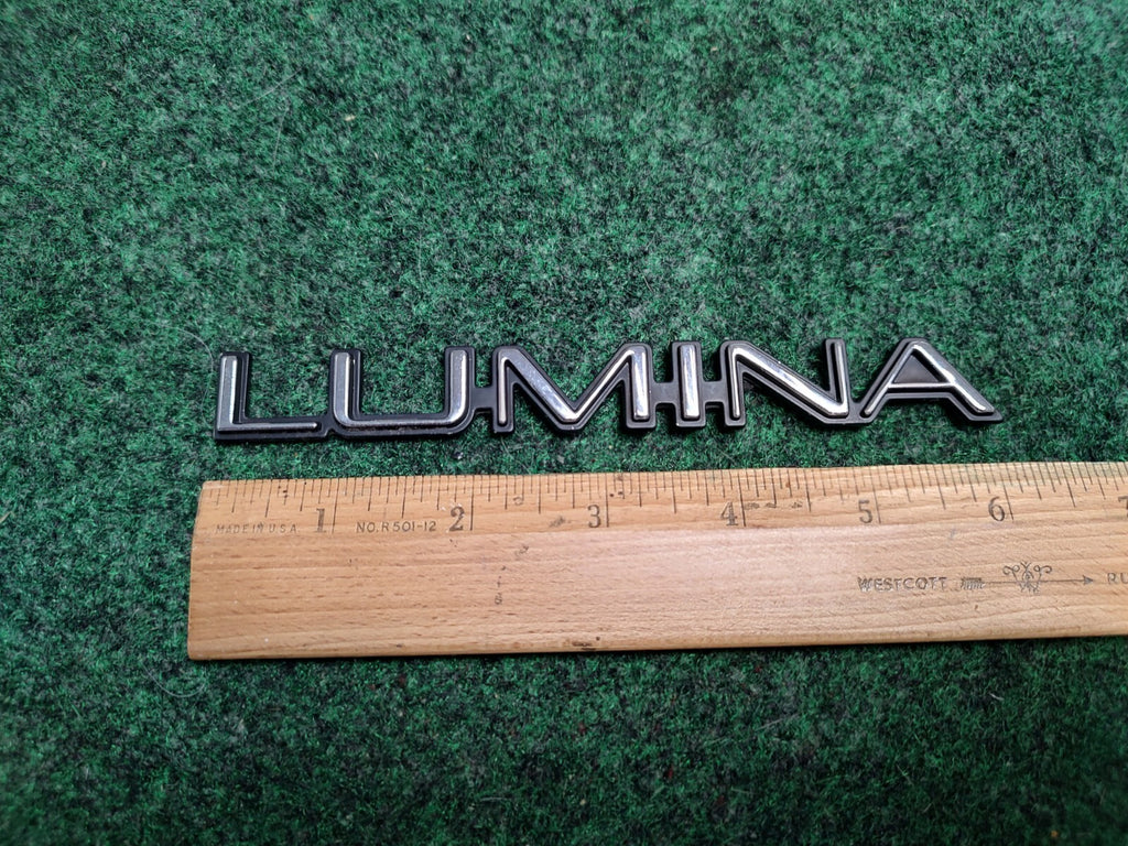 1995-2001 CHEVROLET LUMINA REAR GATE EMBLEM BADGE SYMBOL OEM 1S2