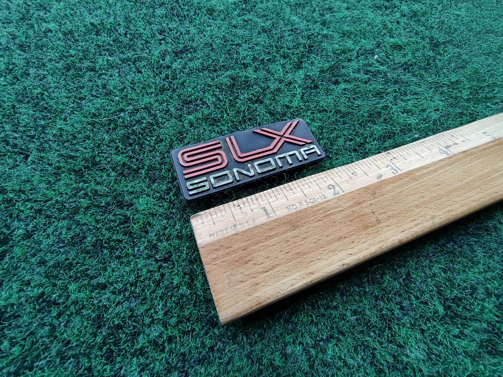 Sonoma SLX Emblem Badge Pillar Cab Roof Side 88 89 90 91 5S3