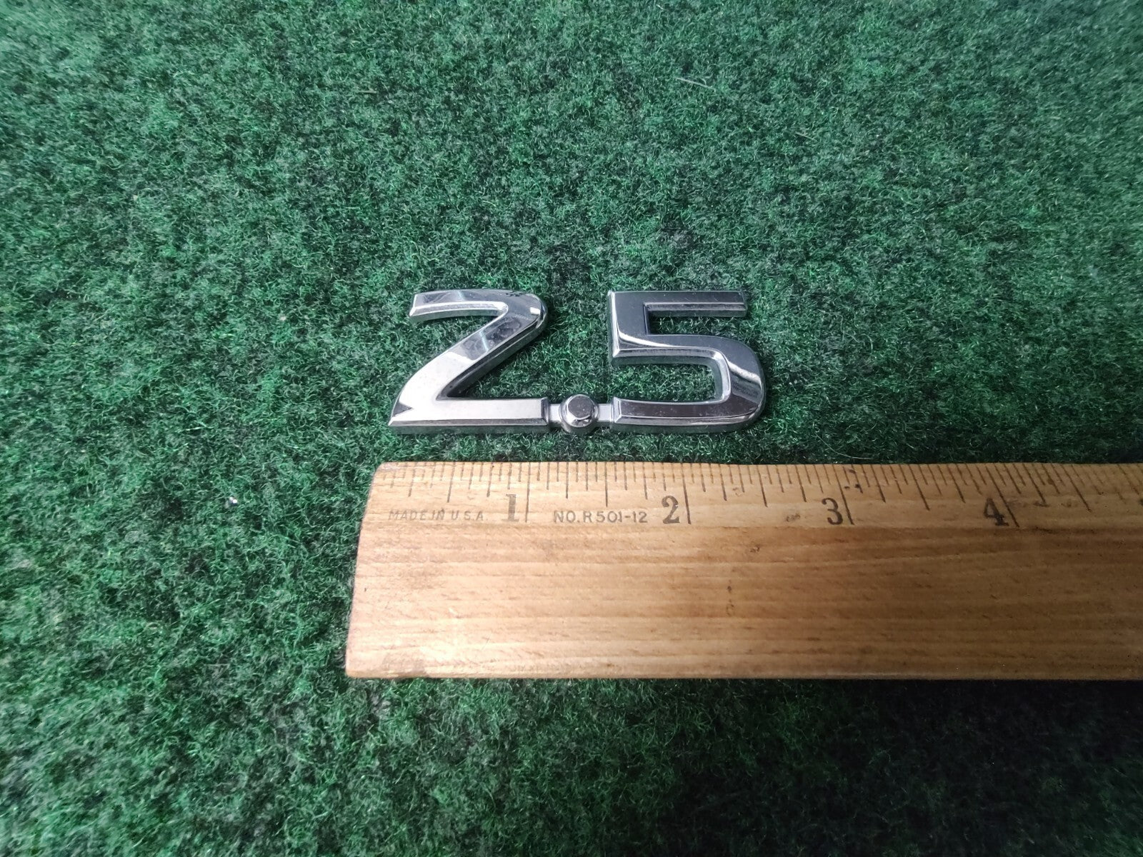 NISSAN 2.5 REAR CHROME EMBLEM LOGO SYMBOL BADGE OEM 8L3