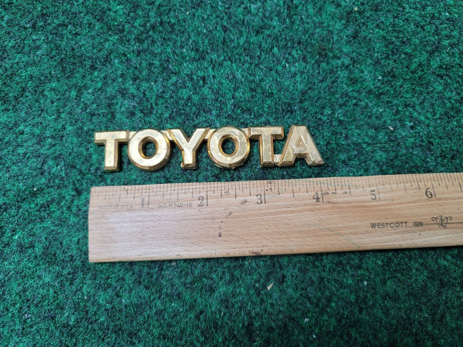 Toyota Camry Emblem Logo Letter Badge Trunk Rear Gold 4 Inch OEM Name Plate 10L3