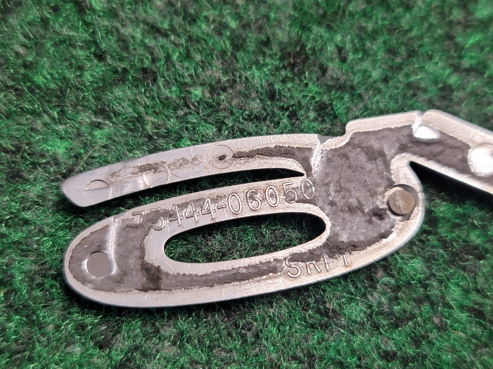 1999-2003 Toyota V6 Emblem Side Script Logo Badge Chrome OEM 1M7