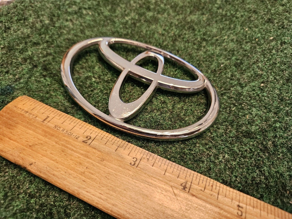 Toyota Chrome Plastic Emblem Badge Decal Logo ABS 8185 OEM Genuine 4" Inch 5M4