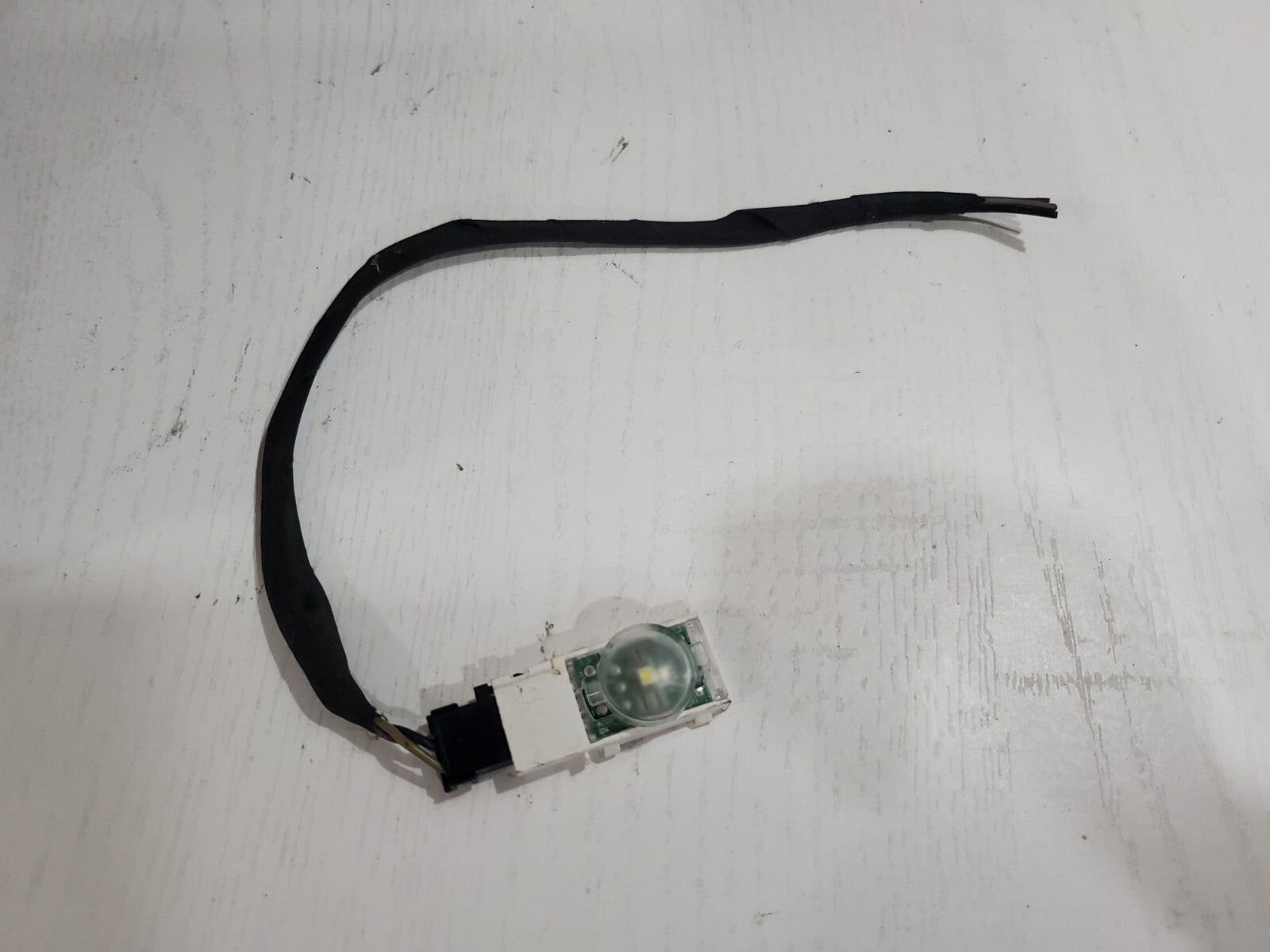 2014-2017 CADILLAC CTS Dome Courtesy Light Console Plug 1452142-1 OEM 2L1