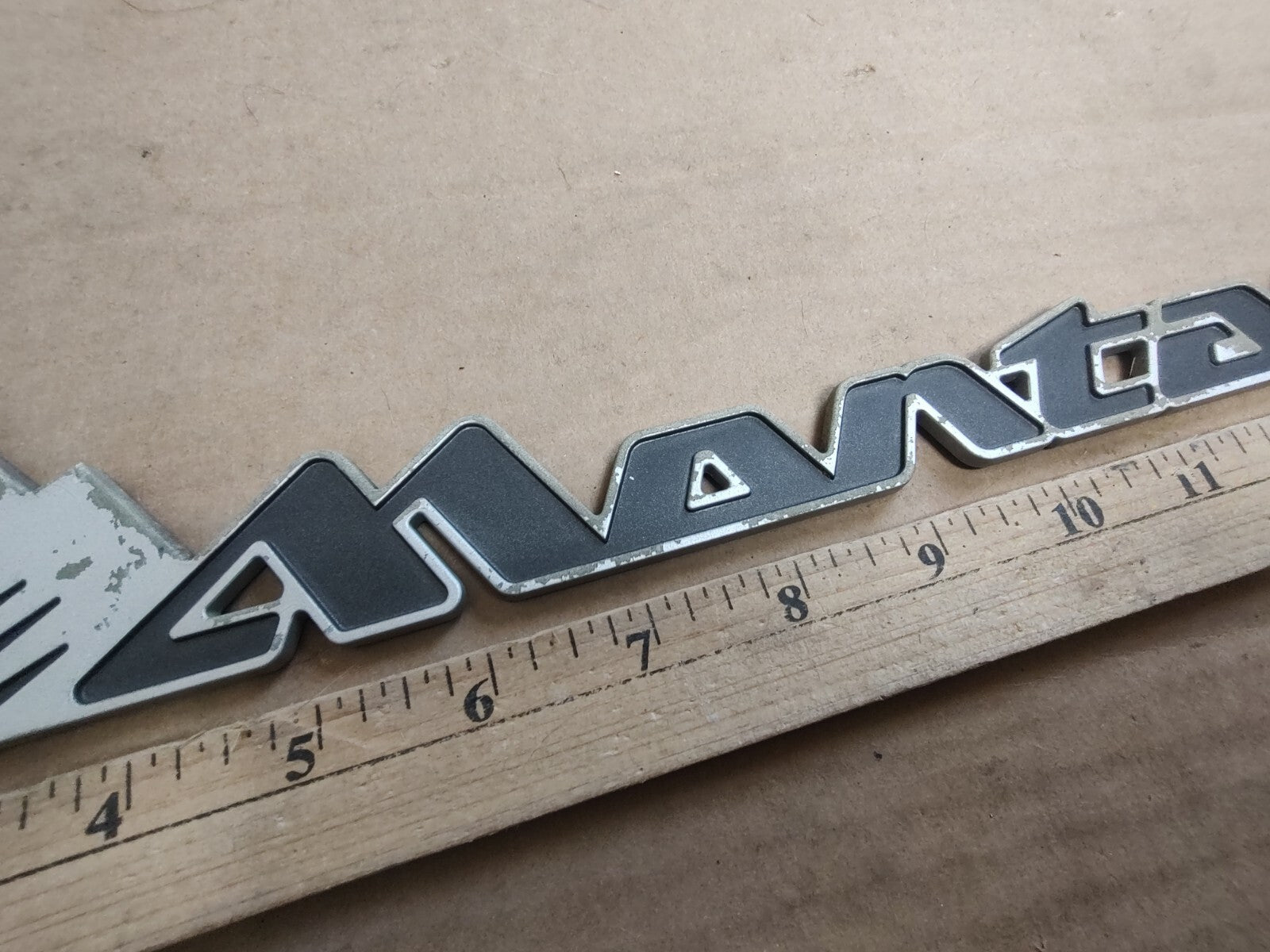 Pontiac 1999-2005 Montana Front Door Side Emblem badge Logo Name 10413185 DL1