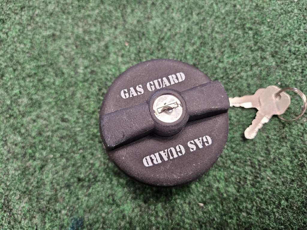 Novelty Gas Guard Fuel Cap Universal Locking With Keys 6M3