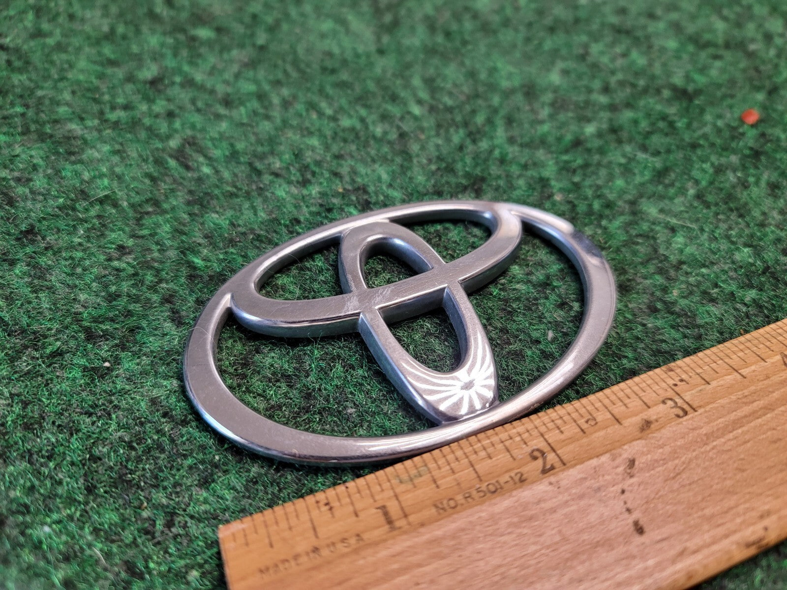 Toyota 1999-2003 Solara Chrome Rear Trunk Emblem Badge Logo Name 75441-06020 2M3
