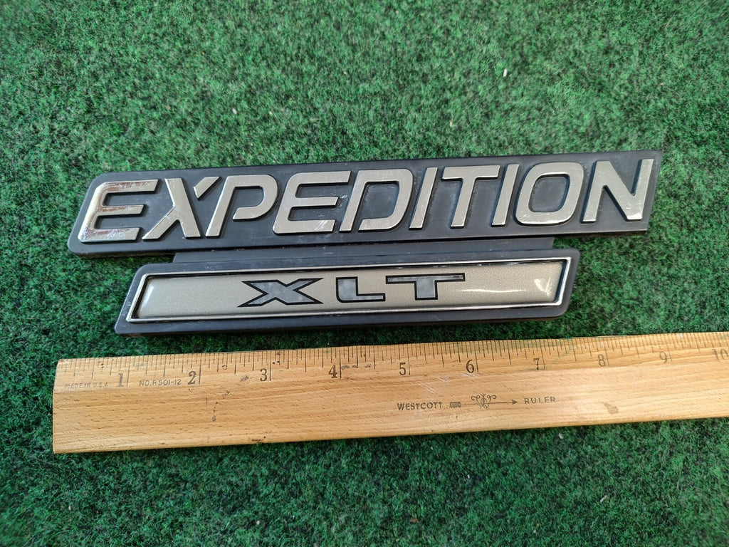 OEM Ford Expedition XLT Gold Emblem F75B-16B114-AB Logo Nameplate Decal 2M9