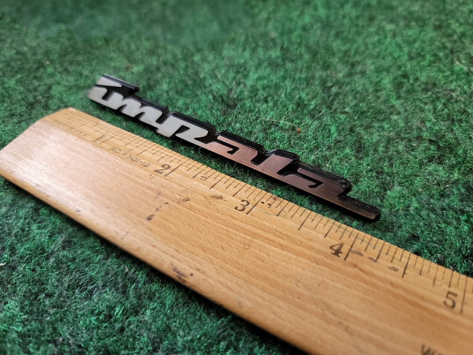 2000-2005 Chevrolet Impala Panel Emblem NAME PLATE BADGE 10290600 OEM 1M2