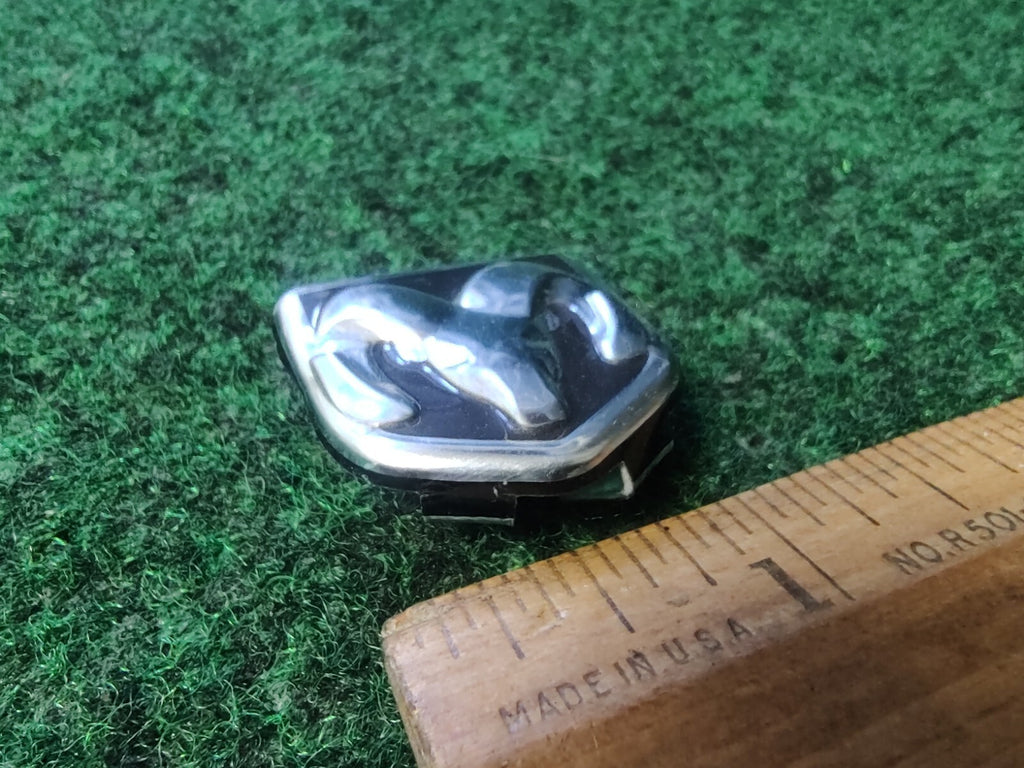DODGE STEERING WHEEL EMBLEM RAM 1500 2500 CHARGER NITRO DURANGO CARAVAN 8L2