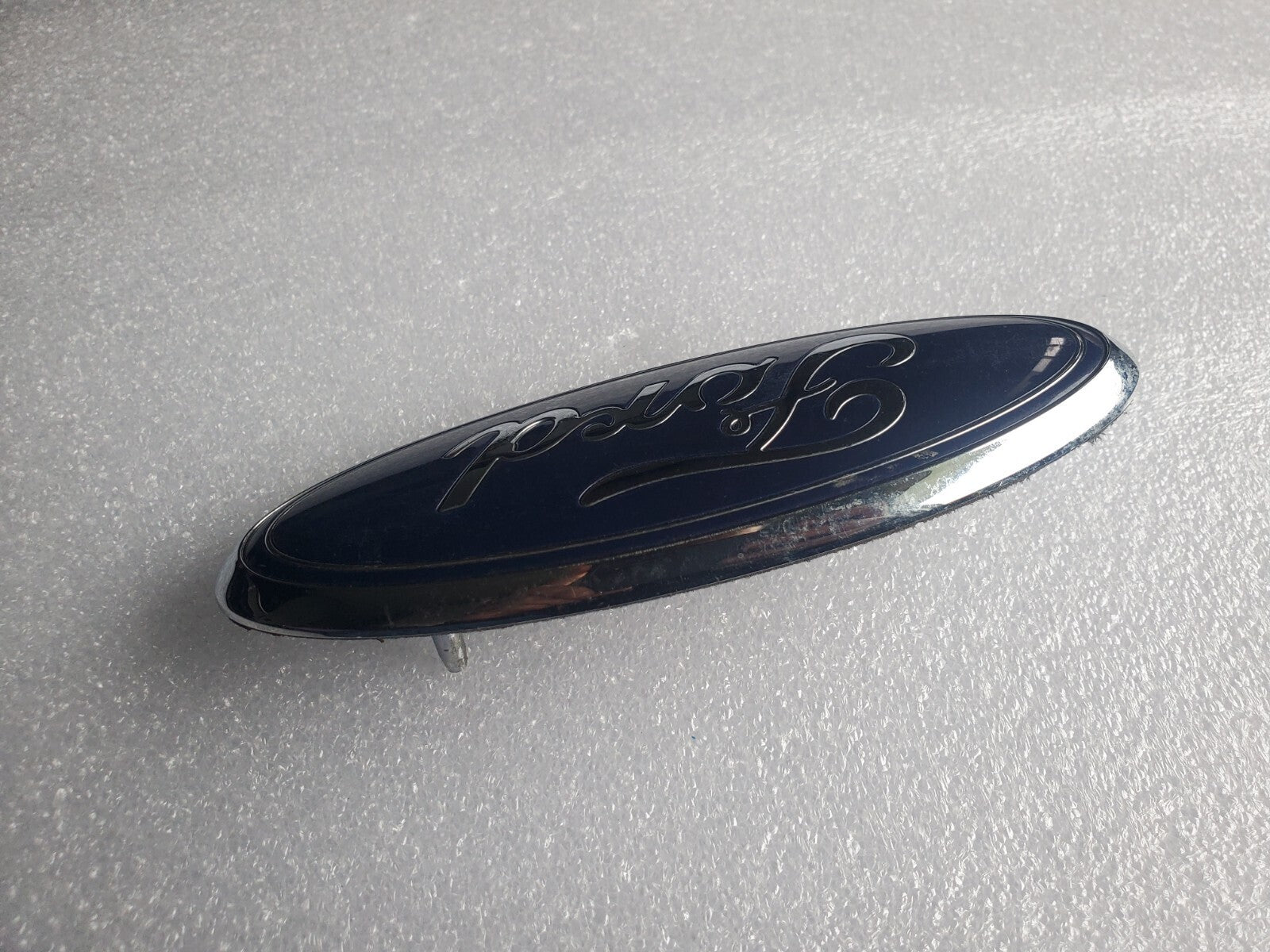 2016-2022 Ford Explorer Oval Rear Tailgate Emblem CL34402A16CA Blue 7x2.75 2L2