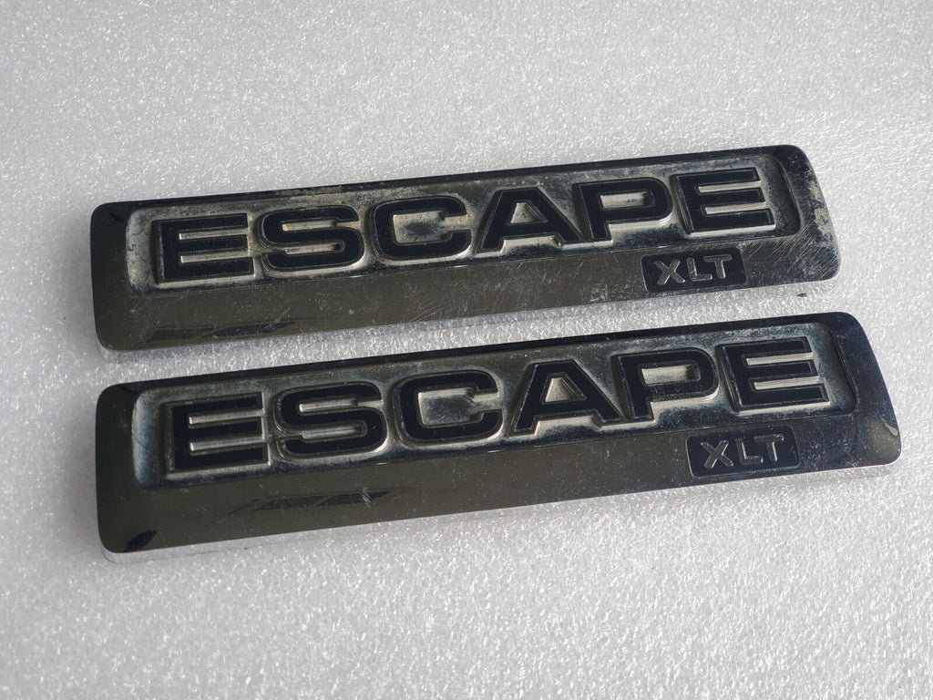 (2) 2008 09 10 11 12 FORD ESCAPE XLT REAR GATE CHROME EMBLEM LOGO BADGE OEM 2L3