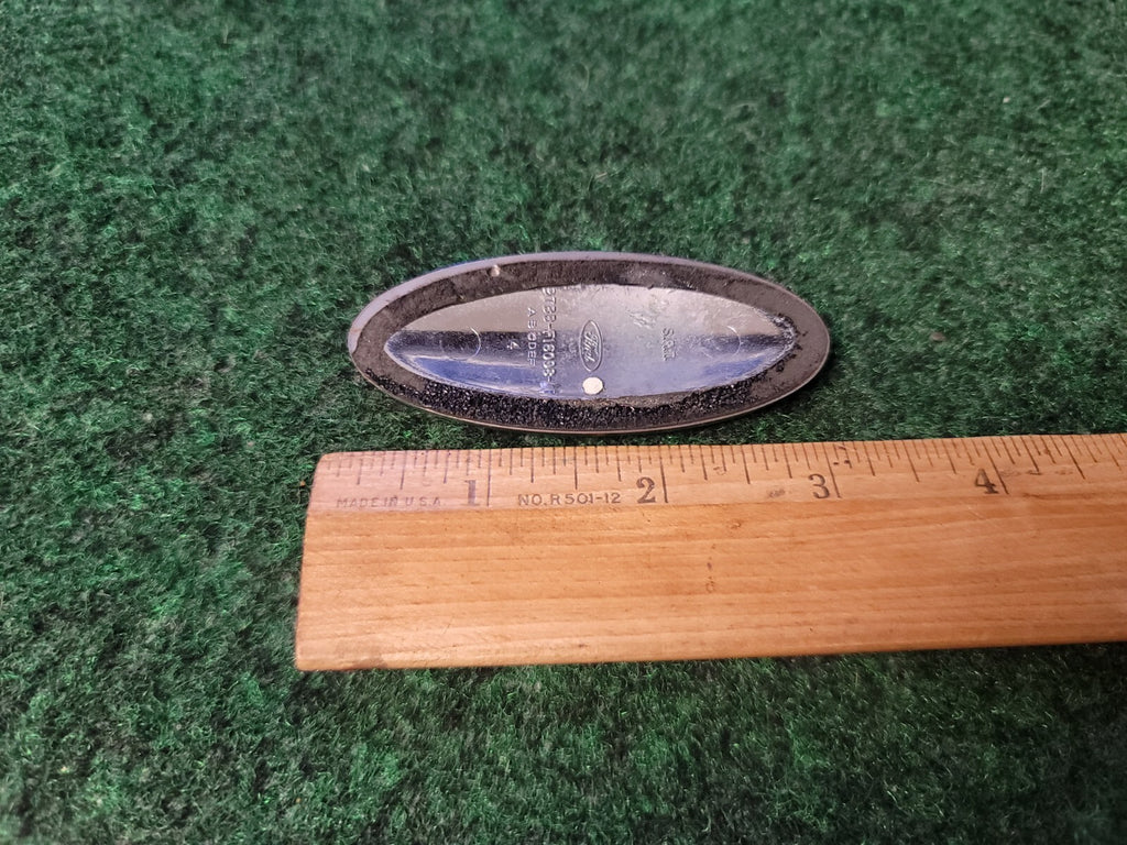 FORD MUSTANG SE CIRCA '98 REAR EMBLEM OEM 97BB F16098 2S9