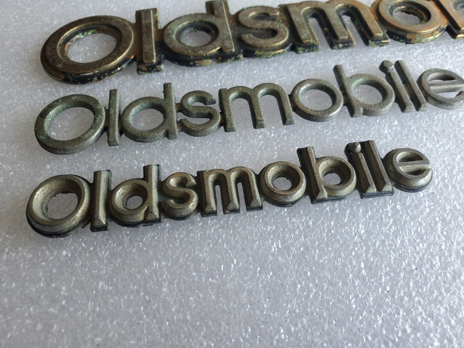 (3) Oldsmobile OEM Chrome Emblem Badge Logo Nameplate Name Plate VNTG