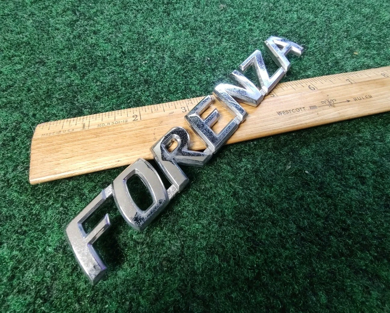 04 05 06 07 08 SUZUKI FORENZA REAR TRUNK LID EMBLEM LOGO BADGE SIGN OEM 6S1