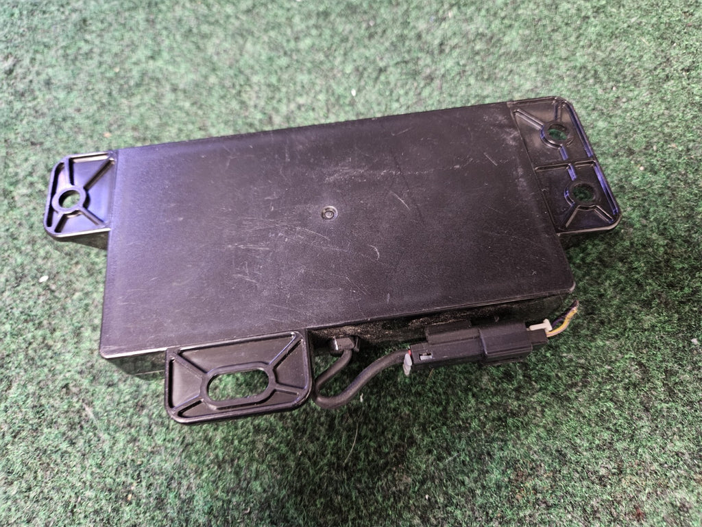2015 - 2019 CHEVY CORVETTE OEM ONSTAR BATTERY BACKUP CONTROL MODULE 42454411 5L9