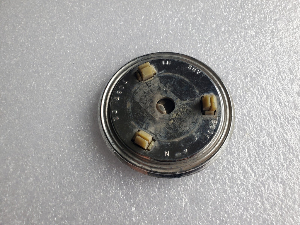 Buick OEM Vintage Wire Wheel Hubcap Center Cap Hub Cover Dust Cap 7087 vntg