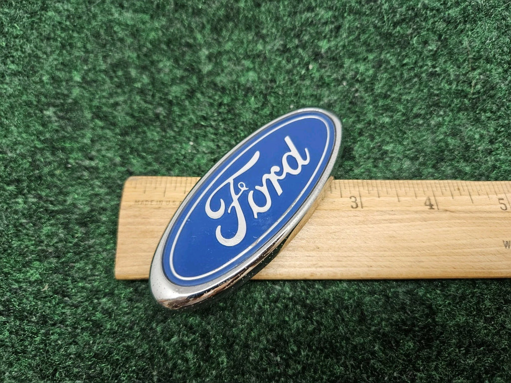 1994-2004 FORD MUSTANG REAR TRUNK LID EMBLEM BADGE ORNAMENT OVAL GL1