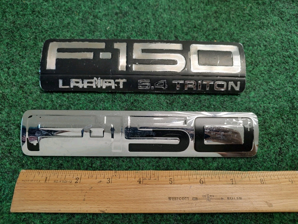 FORD OEM F-150 Front Fender  Emblem Badge Nameplate LARIAT 5.4 Triton 3M1