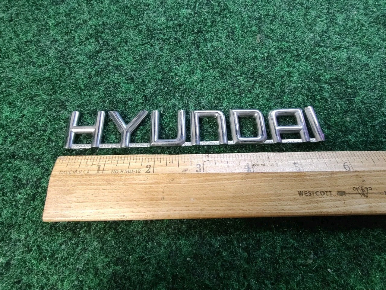 2002-2005 HYUNDAI SONATA REAR TRUNK LID CHROME EMBLEM LOGO BADGE OEM 6S1