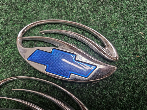 (2) 1997-2003 CHEVROLET MALIBU REAR LID EMBLEM LOGO BADGE SIGN 5M3