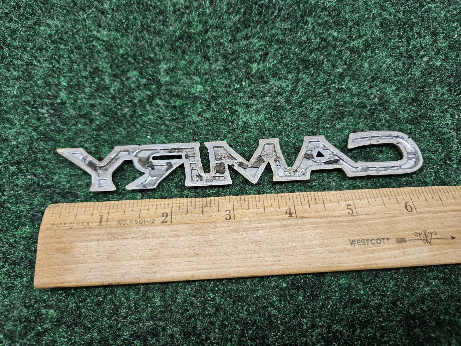 Toyota Camry Gold Trunk Emblem Badge Decal Logo OEM Genuine 75442-AA010 GL2